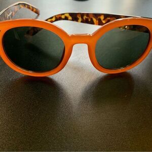 Free people Orange Round Sunglasses with Tortoise Shell Arms